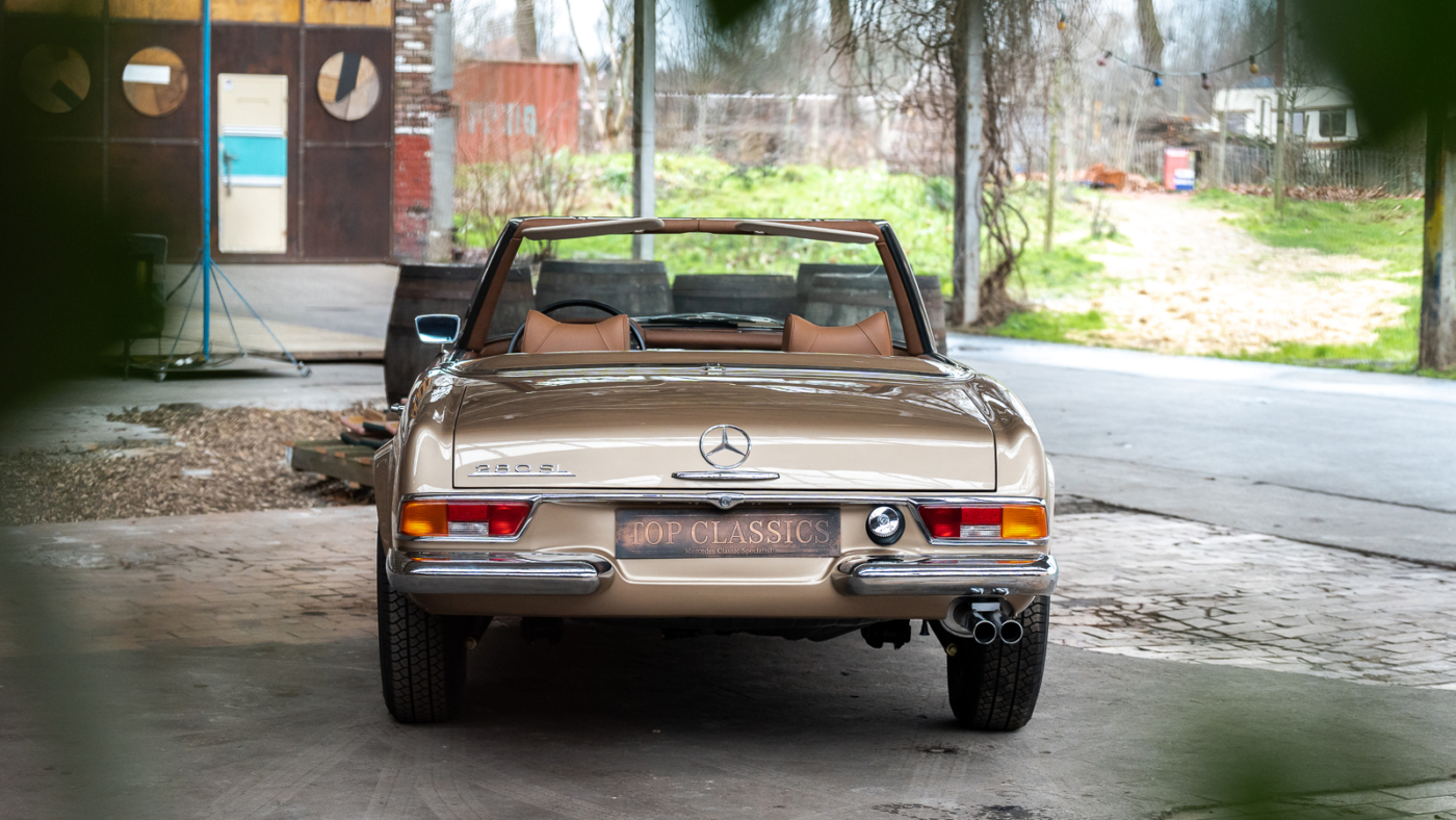 01-23 MERCEDES 280SL-LOW-30